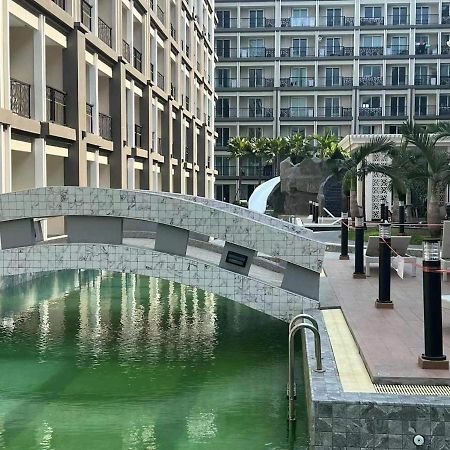 Romantic Beach Apartment芭堤雅水系高档酒店式公寓可做饭 Джомтьен Экстерьер фото