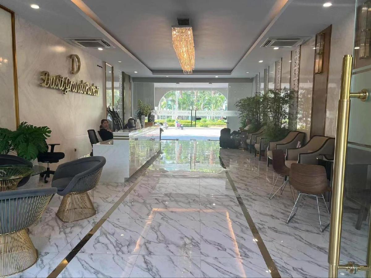Romantic Beach Apartment芭堤雅水系高档酒店式公寓可做饭 Джомтьен Экстерьер фото