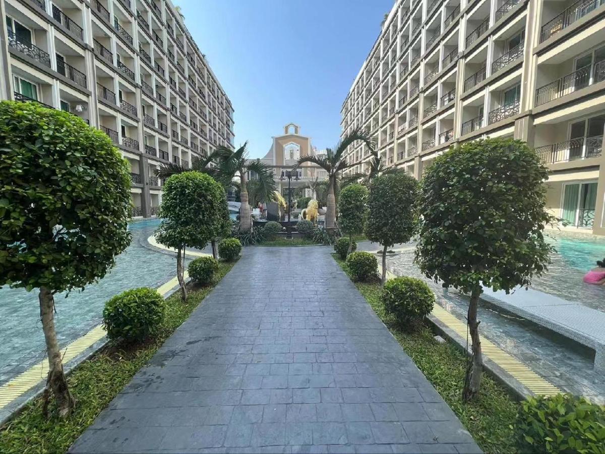 Romantic Beach Apartment芭堤雅水系高档酒店式公寓可做饭 Джомтьен Экстерьер фото