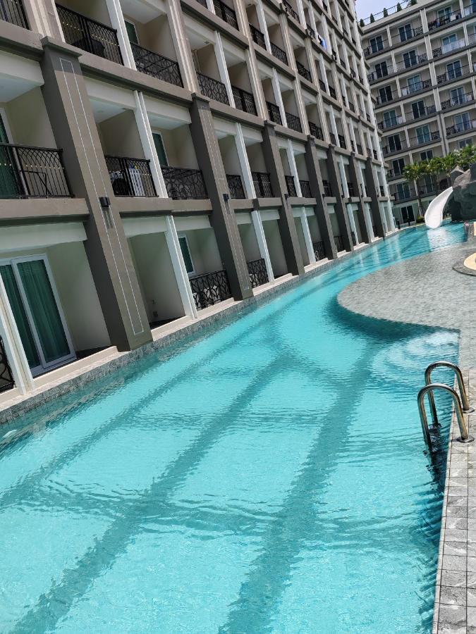 Romantic Beach Apartment芭堤雅水系高档酒店式公寓可做饭 Джомтьен Экстерьер фото