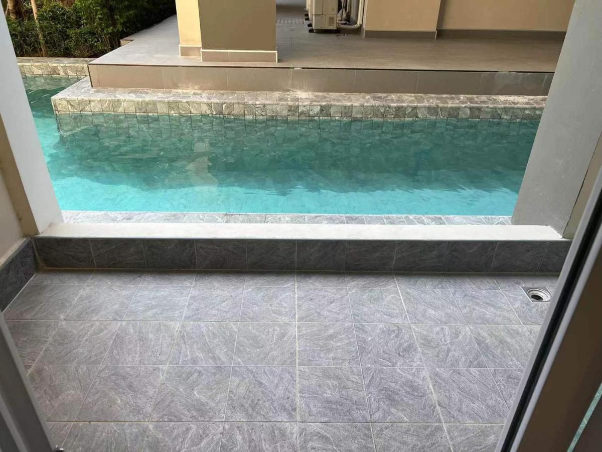 Romantic Beach Apartment芭堤雅水系高档酒店式公寓可做饭 Джомтьен Экстерьер фото